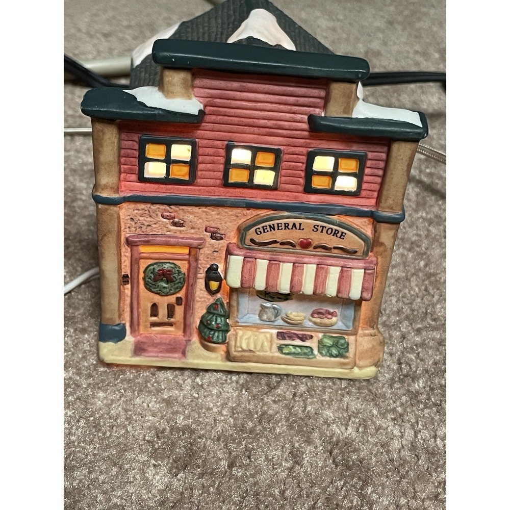 Dickens Sugar Creek County‎ Porcelain General Store Lighted Collectable 1996